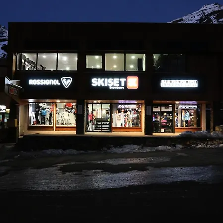 Trois Vallees - 2 Pieces Pour 4 Personnes Spacieux Et Bien Expose Mae-7720 *