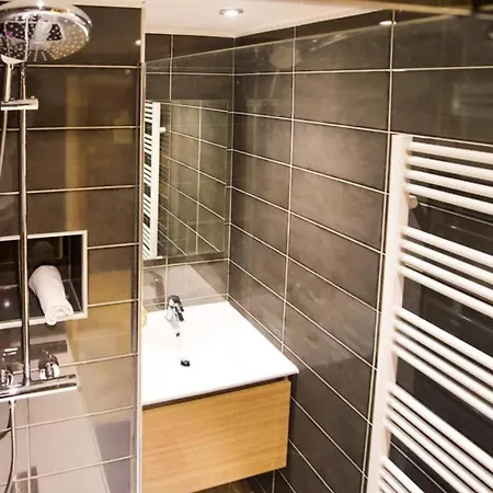 Trois Vallees - 2 Pieces Pour 4 Personnes Spacieux Et Bien Expose Mae-7720 Apartman *